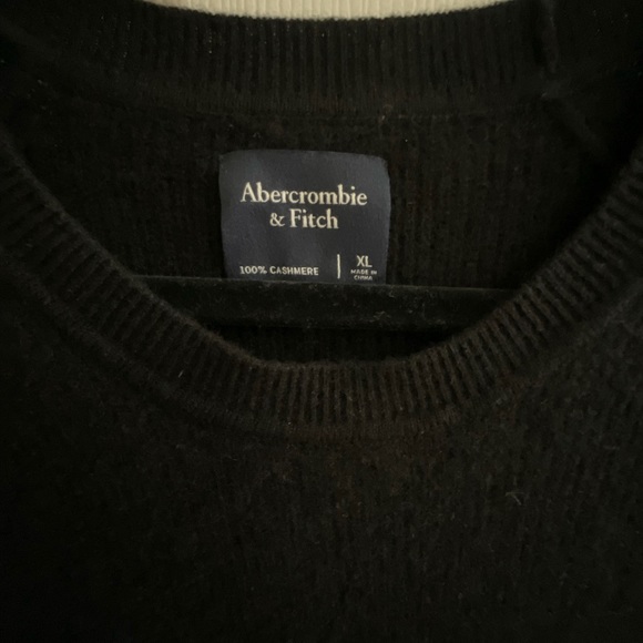 Abercrombie & Fitch Cashmere Sweater - Picture 2 of 3